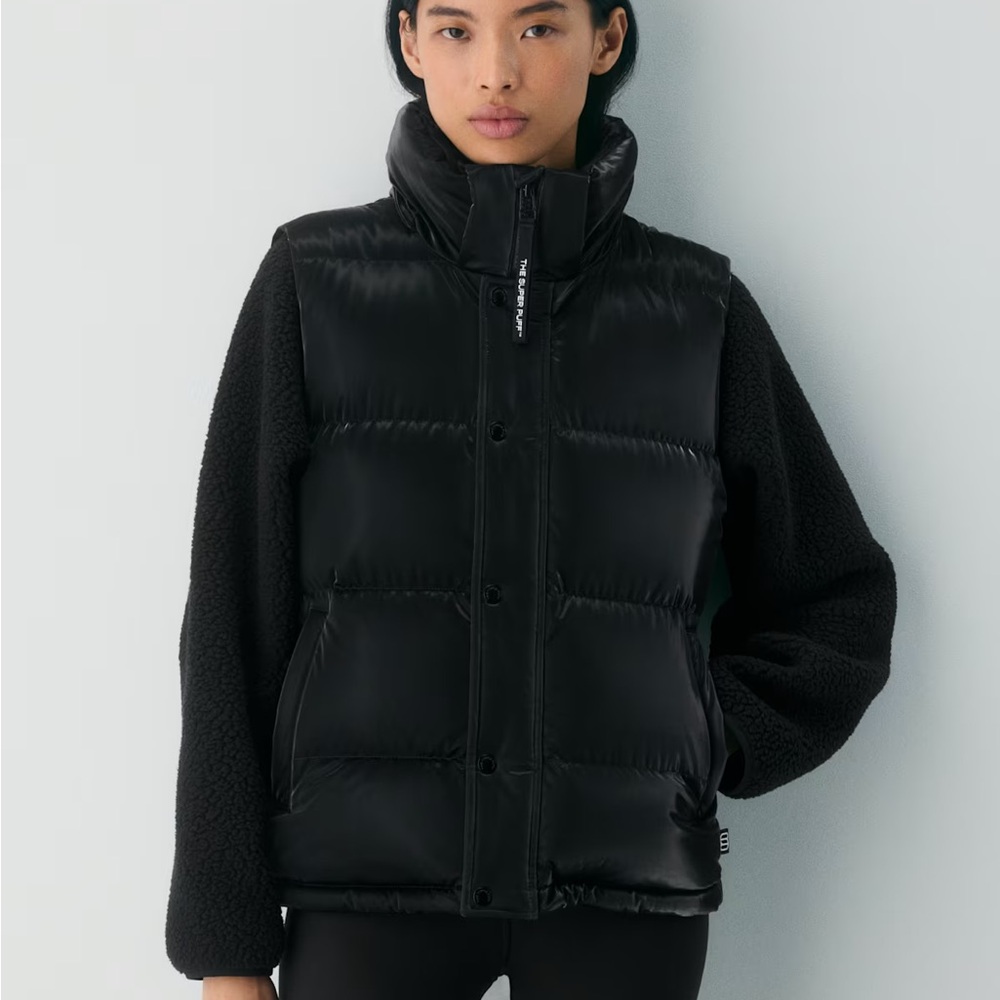 NWT Aritzia Super Puff Vest Liquid Shine - M